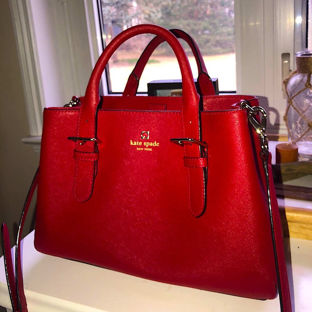 bright cherry red kate spade purse - Picture 1 of 3